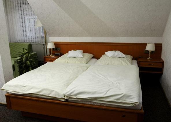 Hotel Restaurant Pempel Großalmerode Zimmer foto